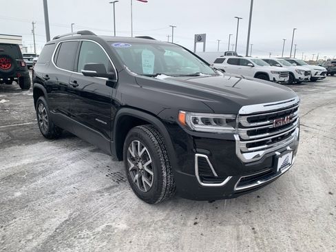 Used 2023 GMC Acadia SLE w/ Driver Convenience Package image 1