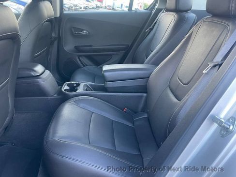 Used 2014 Chevrolet Volt Premium w/ Premium Trim Package FWD image 11