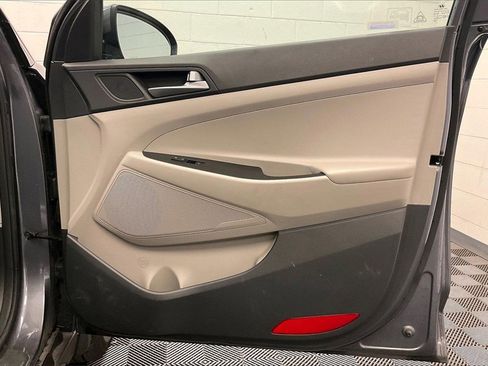 Used 2016 Hyundai Tucson SE w/ Option Group 02 image 22