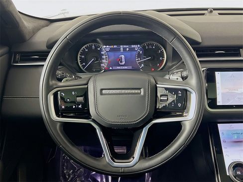 Used 2023 Land Rover Range Rover Velar R-Dynamic S image 11