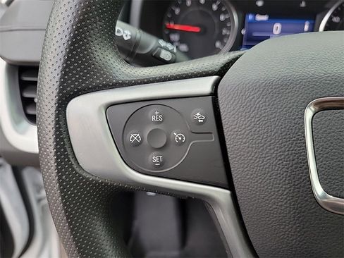 Used 2022 GMC Terrain SLE w/ Driver Convenience Package image 21