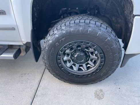 Used 2019 Chevrolet Silverado 3500 High Country w/ Duramax Plus Package image 25