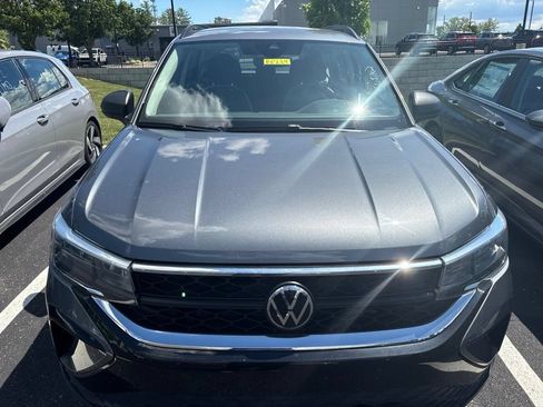 Used 2024 Volkswagen Taos S FWD image 10