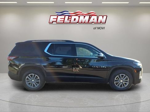 Used 2023 Chevrolet Traverse LT FWD image 7