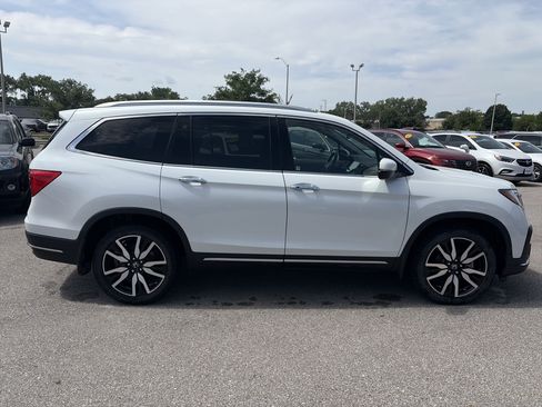Used 2022 Honda Pilot Elite image 4