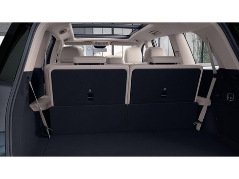 Used 2022 Mercedes-Benz GLS 450 4MATIC image 7