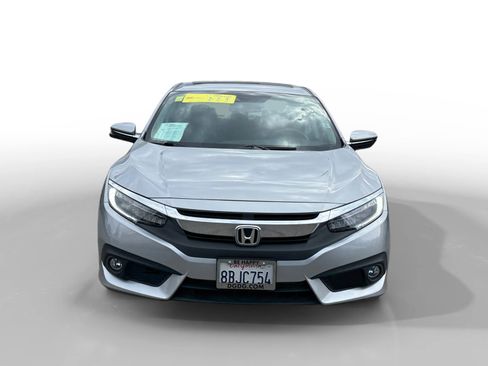 Used 2017 Honda Civic Touring image 8