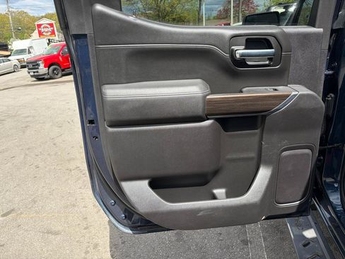 Used 2022 Chevrolet Silverado 1500 RST w/ Texas Edition Plus AWD/4WD image 38