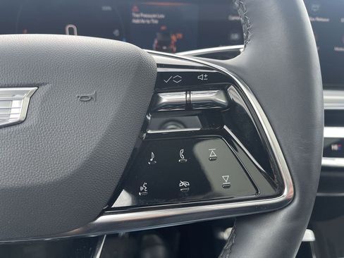 Certified 2024 Cadillac Lyriq Luxury w/ LPO, Floor Liner Package image 21