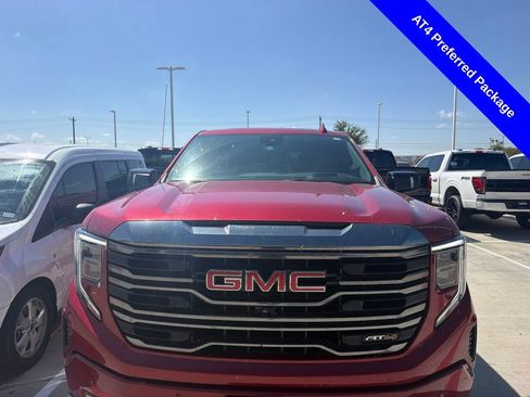 Used 2023 GMC Sierra 1500 AT4 w/ Technology Package AWD/4WD image 10