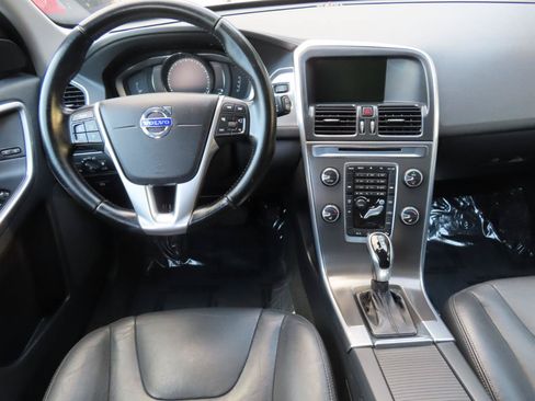 Used 2015 Volvo XC60 T5 Premier FWD image 20