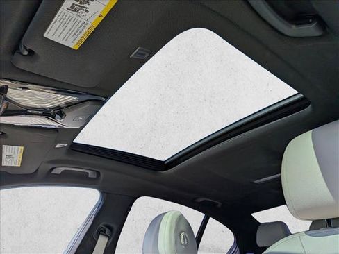 Used 2018 BMW 530i RWD image 12