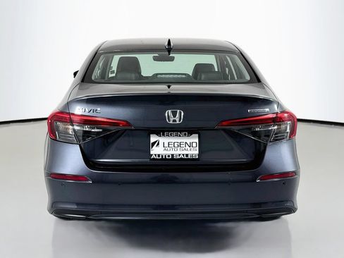 Used 2023 Honda Civic Touring image 6