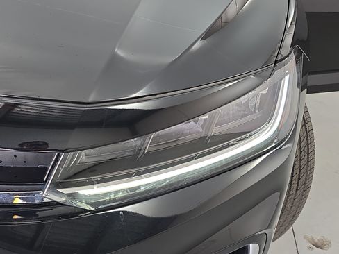 New 2026 Volkswagen Jetta SE image 31