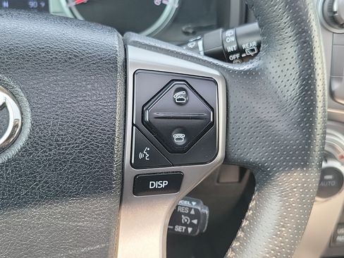 Used 2016 Toyota 4Runner Limited AWD/4WD image 25