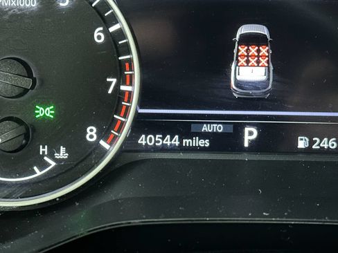 Used 2022 Nissan Pathfinder SL AWD/4WD image 59