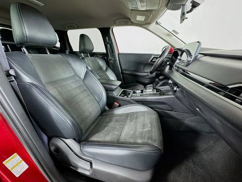 Used 2024 Mitsubishi Outlander SE FWD image 29