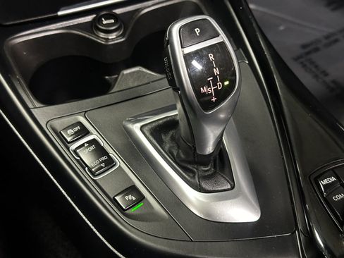 Used 2017 BMW 230i Convertible w/ Driving Assistance Package RWD image 38