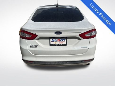 Used 2014 Ford Fusion SE w/ Equipment Group 202A image 3