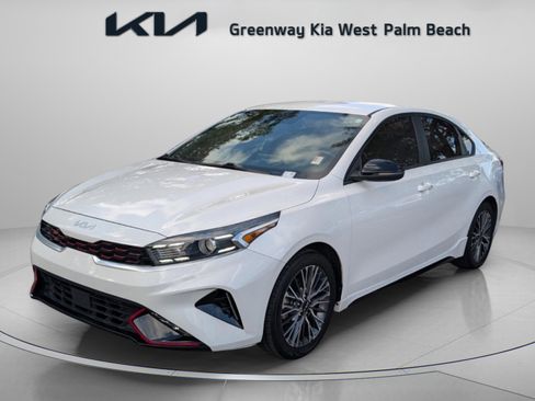 Used 2022 Kia Forte GT-Line w/ GT-Line Technology Package image 3