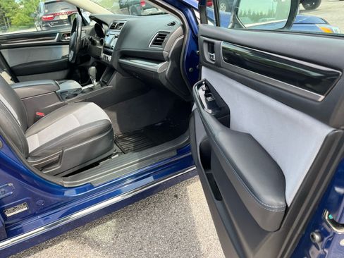 Used 2017 Subaru Legacy 2.5i Sport AWD/4WD image 31