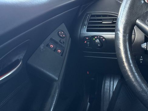 Used 2006 BMW 650i Coupe RWD image 11