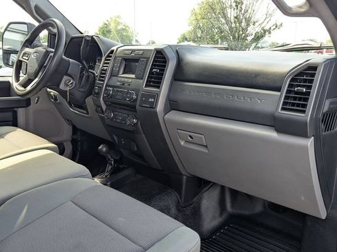 Used 2018 Ford F250 XL w/ STX Appearance Package AWD/4WD image 22