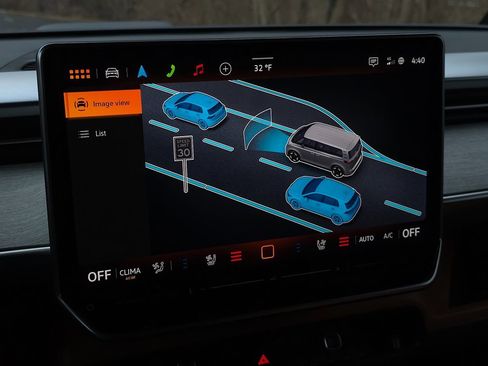 Used 2025 Volkswagen ID. Buzz Pro S image 48