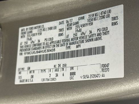Used 2017 Ford Escape Titanium FWD image 36