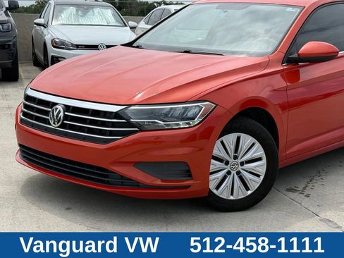 Used 2019 Volkswagen Jetta S w/ Driver Assistance Package FWD image 2