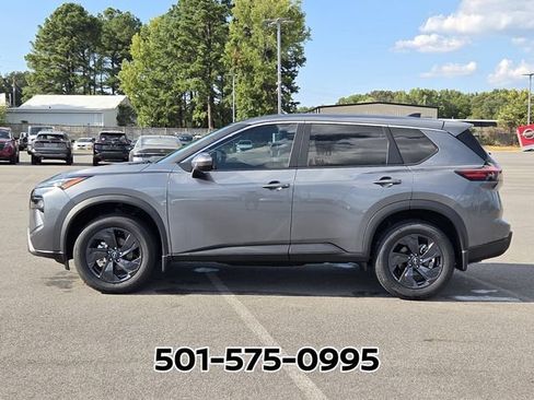 Used 2026 Nissan Rogue SV w/ Cold Weather Package FWD image 2