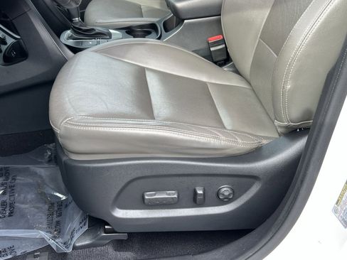 Used 2017 Hyundai Santa Fe Limited image 15