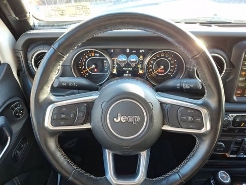 Used 2022 Jeep Gladiator Overland w/ Popular Equipment Package image 20