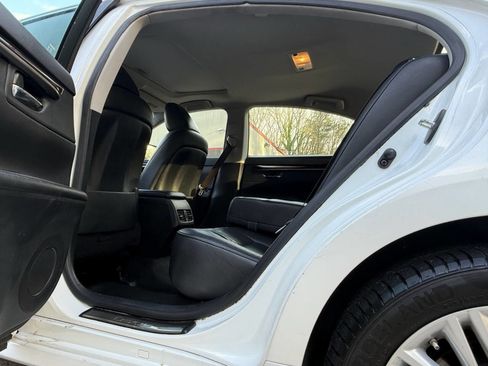 Used 2013 Lexus ES 350 w/ Luxury Pkg image 23