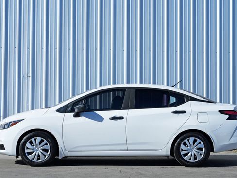 Used 2020 Nissan Versa S image 8
