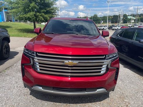 Used 2022 Chevrolet Suburban High Country AWD/4WD image 1