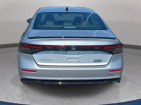 Used 2024 Honda Accord Sport image 6