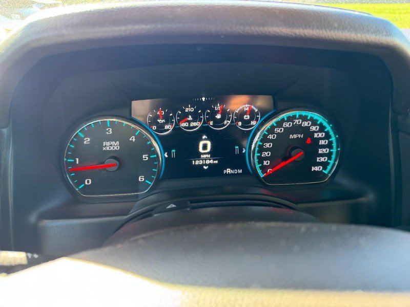 Used 2016 Chevrolet Tahoe LTZ AWD/4WD image 27