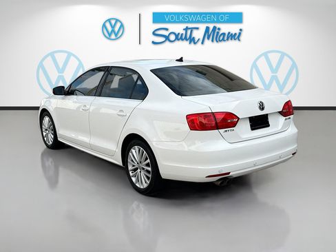 Used 2011 Volkswagen Jetta SEL image 5