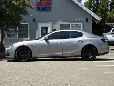 Used 2016 Maserati Ghibli S RWD image 8