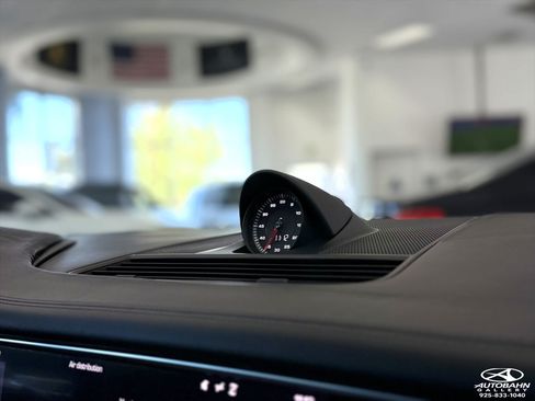 Used 2017 Porsche Panamera Turbo w/ Sport Package AWD/4WD image 21