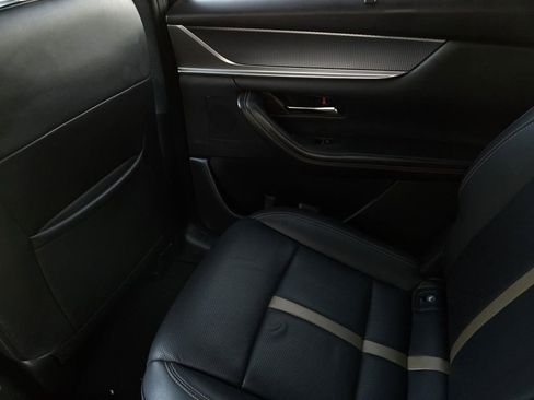 Certified 2024 MAZDA CX-90 3.3 Turbo w/ Premium Plus Pkg image 18