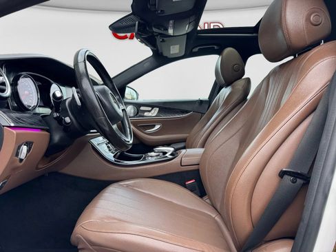 Used 2017 Mercedes-Benz E 300 4MATIC image 13