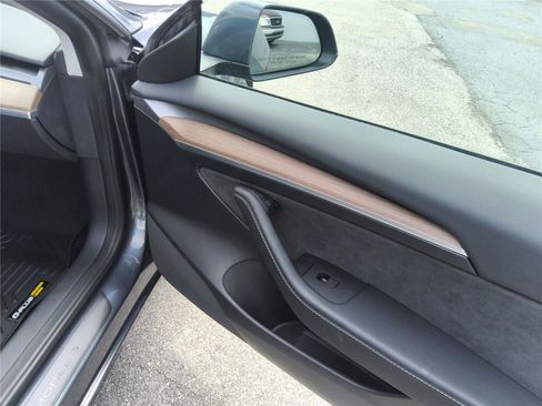 Used 2022 Tesla Model 3 Long Range AWD/4WD image 22