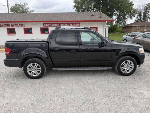 Used 2010 Ford Explorer Sport Trac Limited AWD/4WD image 2
