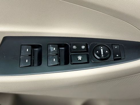 Used 2016 Hyundai Tucson SE FWD image 26