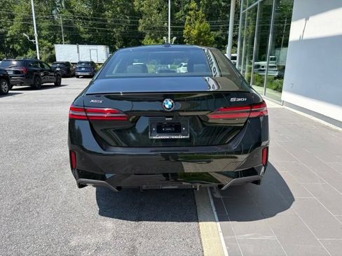 New 2027 BMW 530i xDrive w/ M Sport Package AWD/4WD image 8