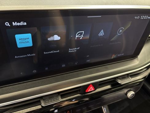 Used 2025 Kia K5 GT-Line w/ GT-Line Premium Package image 32