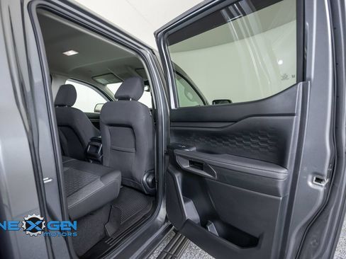 Used 2024 Ford Ranger XLT w/ Trailer Tow Package AWD/4WD image 34