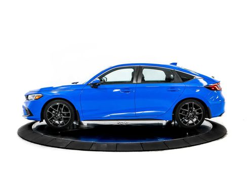 Used 2024 Honda Civic Sport Touring image 2